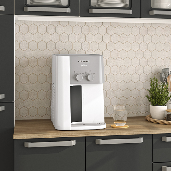 PURIFICADOR DE AGUA ELECTRÓNICO LINEA PRO COLORMAQ BLANCO
